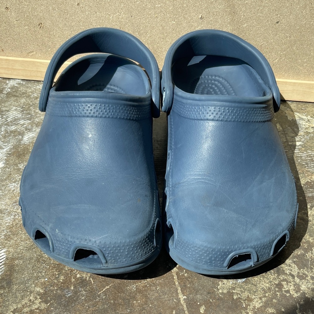 CROCS Navy Slip-On Clogs